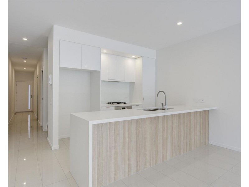 66 Promenade Circuit, Hope Island QLD 4212