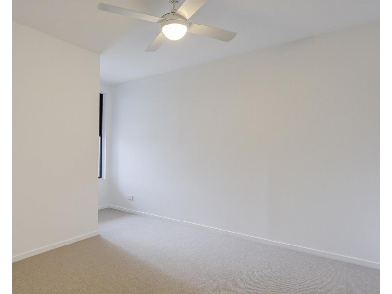 66 Promenade Circuit, Hope Island QLD 4212