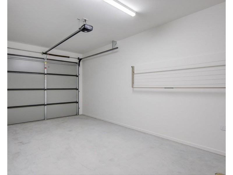 66 Promenade Circuit, Hope Island QLD 4212