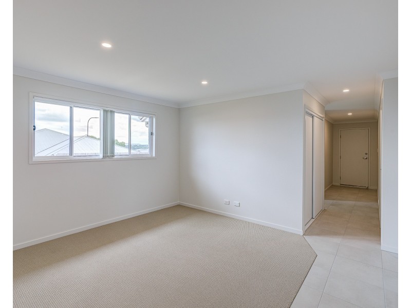 3 Heath Terrace, Park Ridge QLD 4125