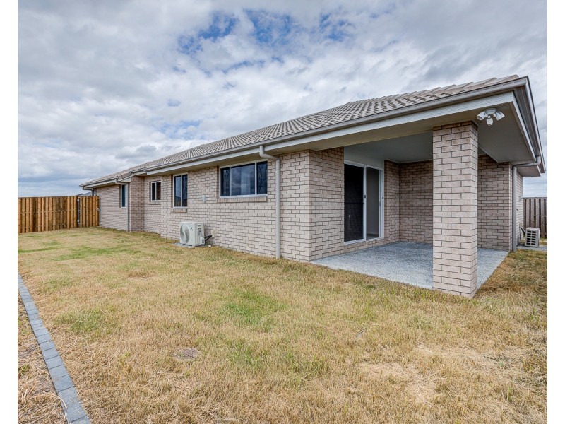 3 Heath Terrace, Park Ridge QLD 4125
