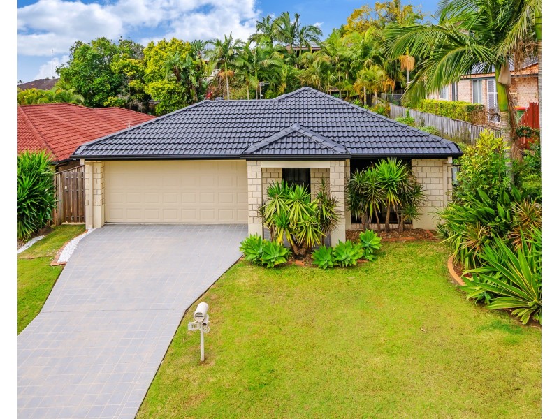 16 Kosrae Street, Pacific Pines QLD 4211
