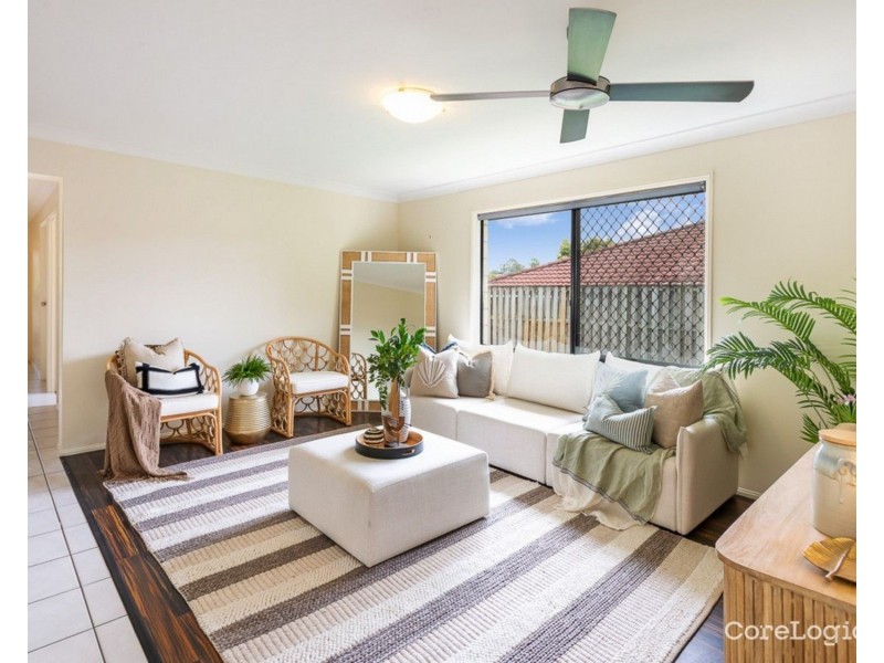 16 Kosrae Street, Pacific Pines QLD 4211