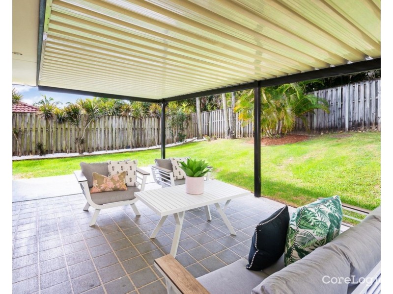 16 Kosrae Street, Pacific Pines QLD 4211