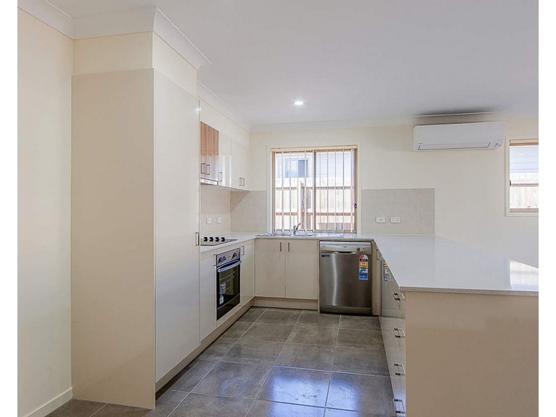 22 Dysart Drive, Holmview QLD 4207