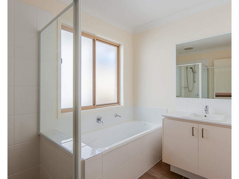 22 Dysart Drive, Holmview QLD 4207