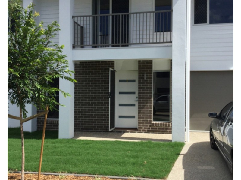 2 Cygnus Crescent, Coomera QLD 4209