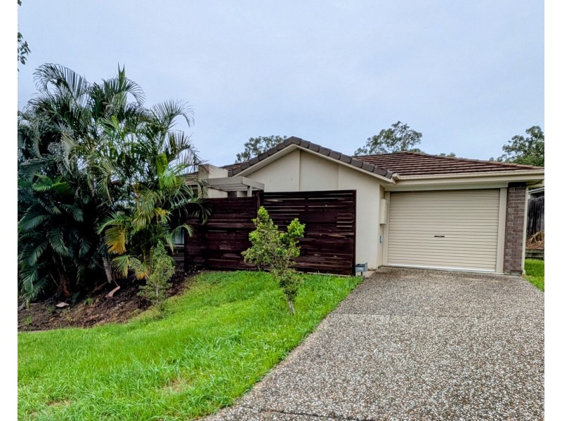 18 Winchester Crescent, Pimpama QLD 4209