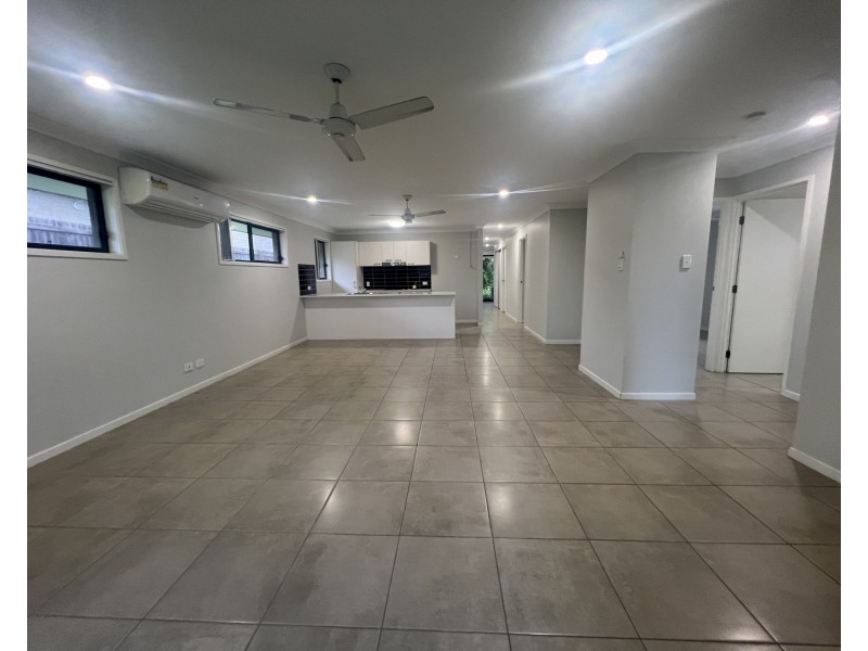 10 Greenwich Avenue, Pimpama QLD 4209