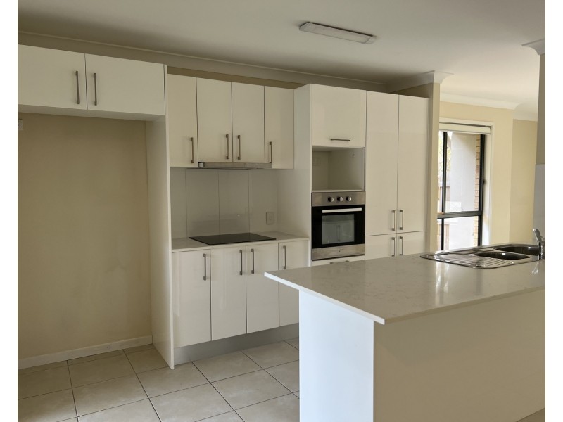 19 Cairnlea Drive, Pimpama QLD 4209