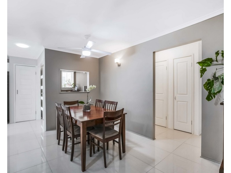 6 Inglis Court, Springwood QLD 4127