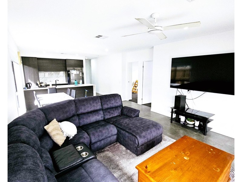 18 Skybury Street, Ormeau QLD 4208