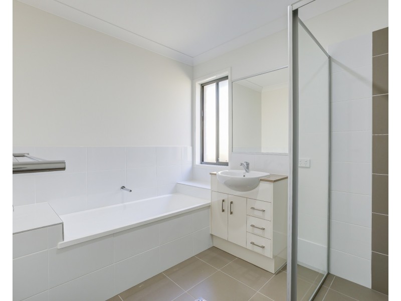 46 Brookhaven Boulevard, Bahrs Scrub QLD 4207