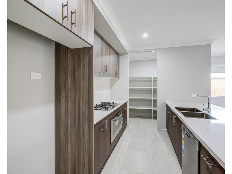 3 Sahara Street, Greenbank QLD 4124