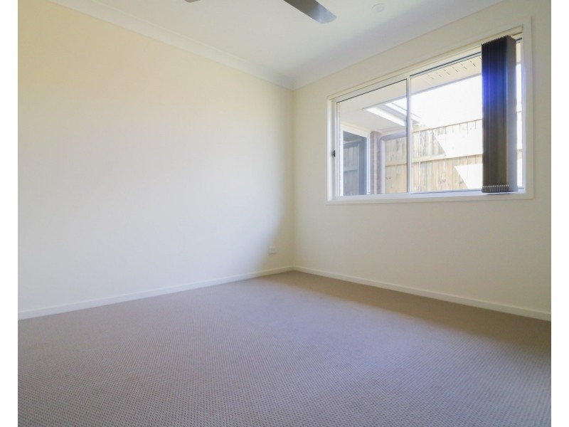 12 Jeremy Street, Coomera QLD 4209