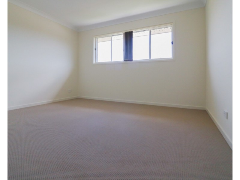 12 Jeremy Street, Coomera QLD 4209