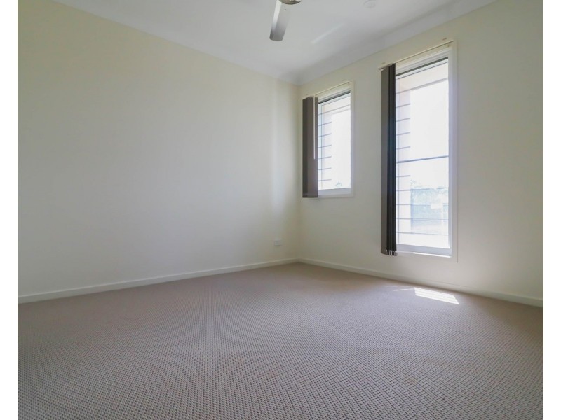 12 Jeremy Street, Coomera QLD 4209