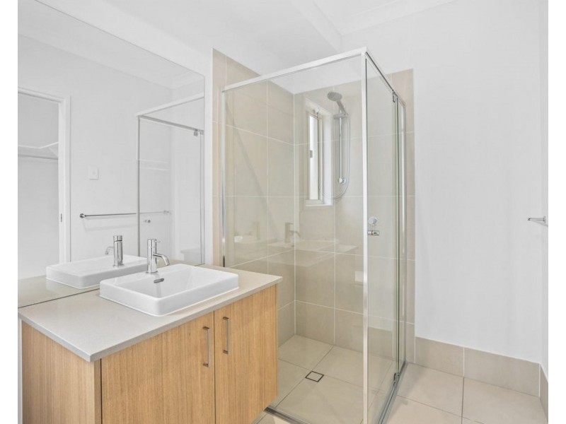 3 Riverina Court, Nerang QLD 4211