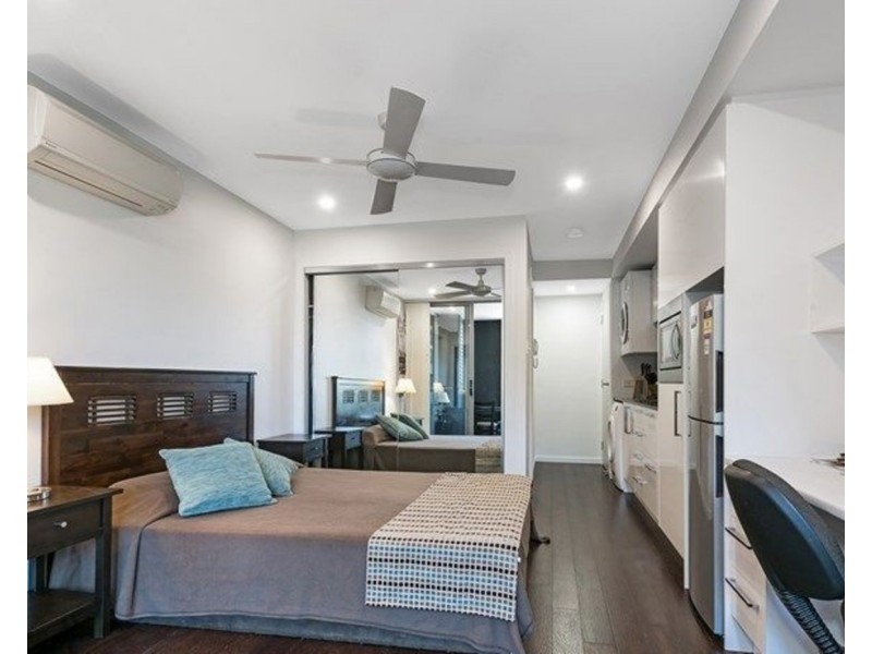 2A/40 Fanny Street, Annerley QLD 4103