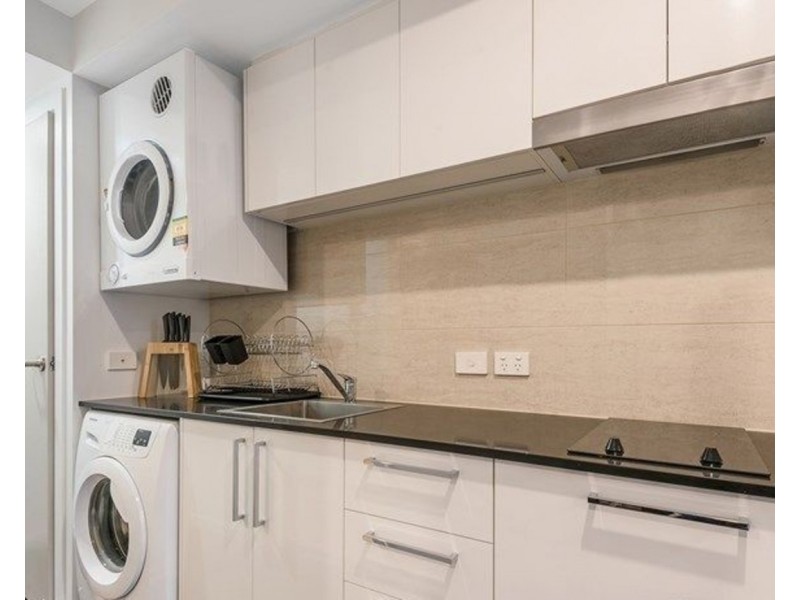 2A/40 Fanny Street, Annerley QLD 4103