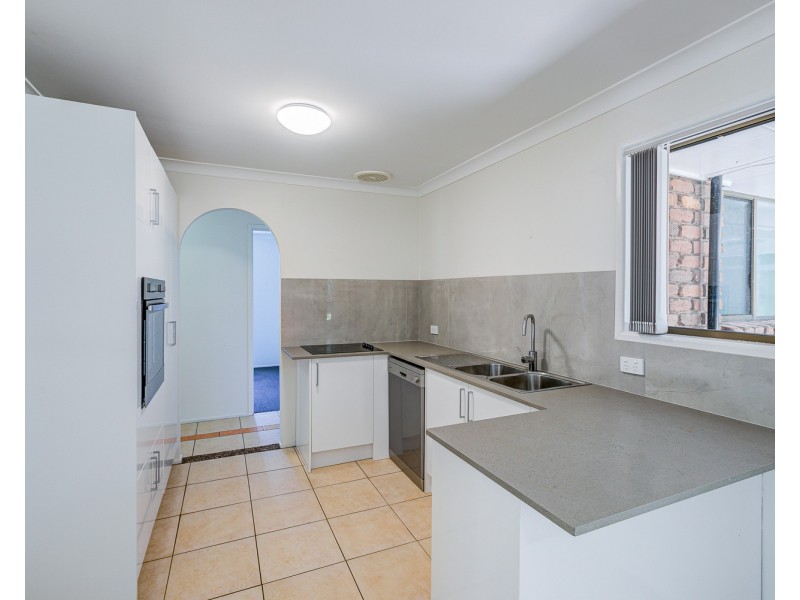 7 Nambung Close, Riverhills QLD 4074