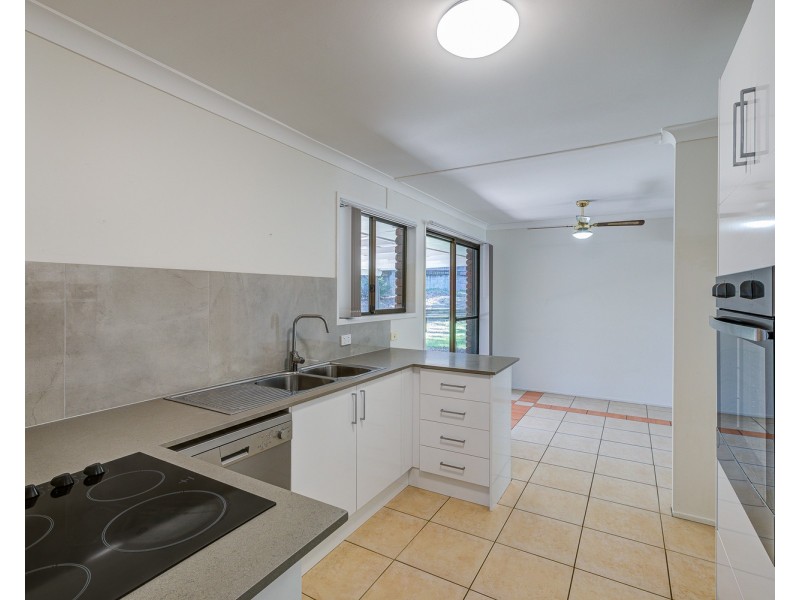 7 Nambung Close, Riverhills QLD 4074