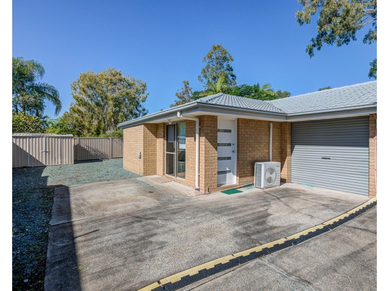 2/3 Hepburn Court, Oxenford QLD 4210