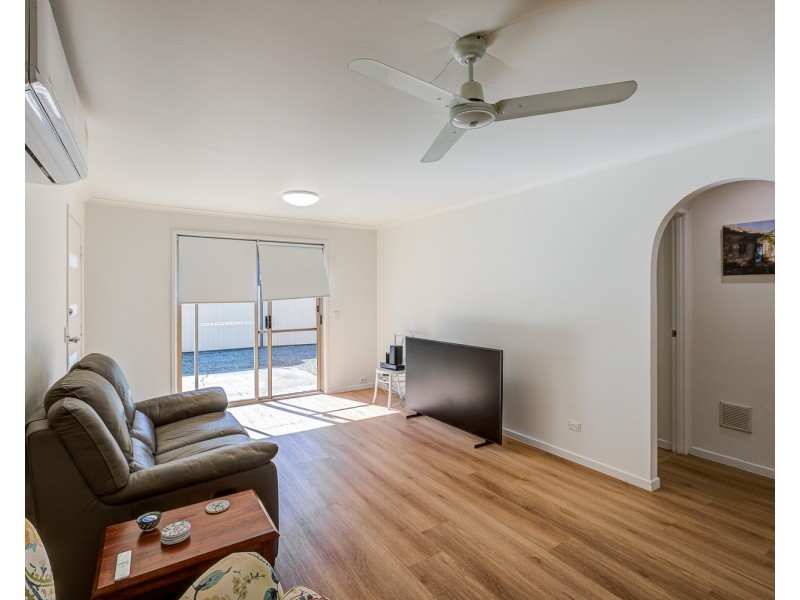 2/3 Hepburn Court, Oxenford QLD 4210