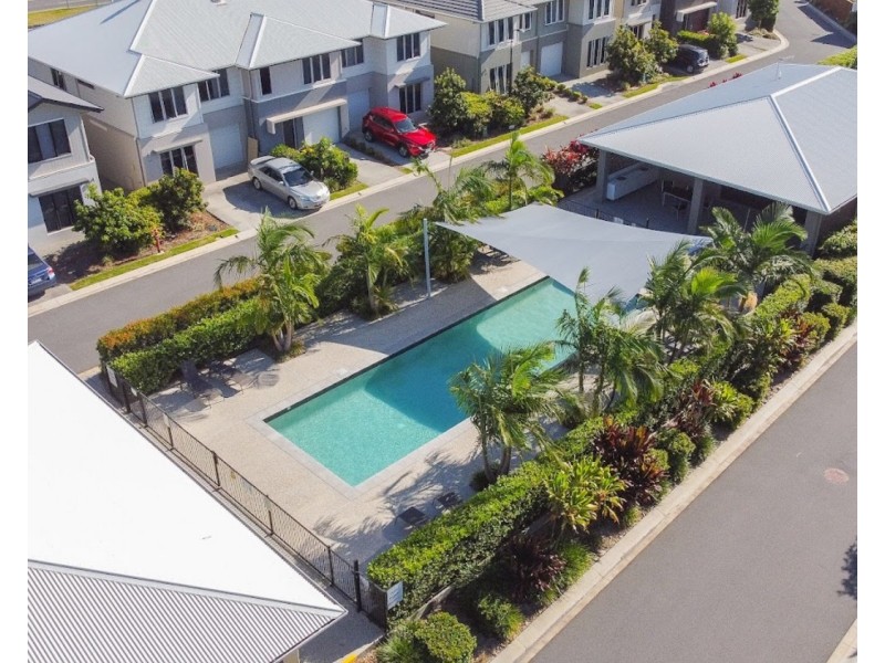 65/370  Gainsborough Drive, Pimpama QLD 4209
