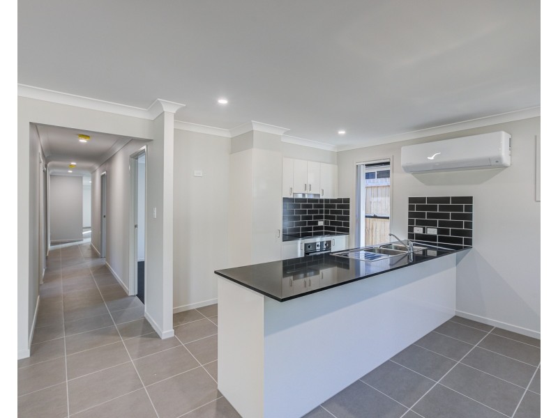 23 Raven Court, Park Ridge QLD 4125