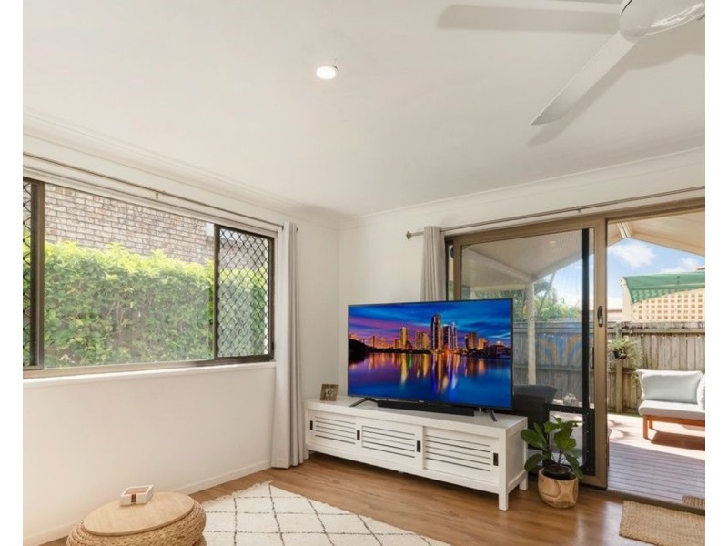 2/31 Bruce Avenue, Paradise Point QLD 4216