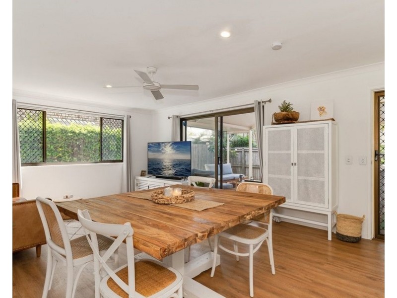 2/31 Bruce Avenue, Paradise Point QLD 4216