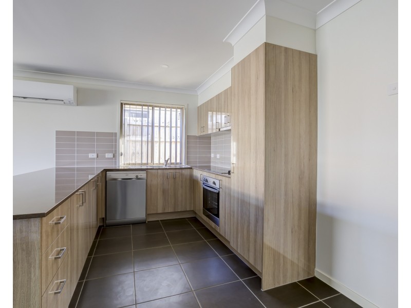 46 Brookfield Street, Pimpama QLD 4209