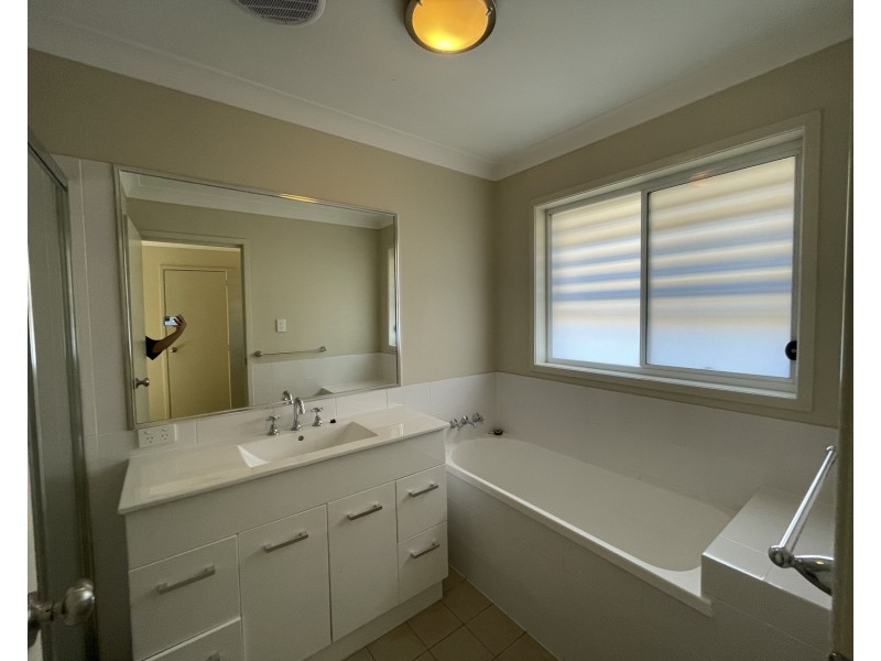 80 Beaumont Drive, Pimpama QLD 4209