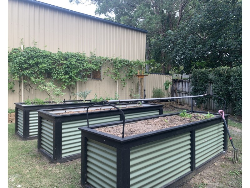 44 Camden Court, Helensvale QLD 4212