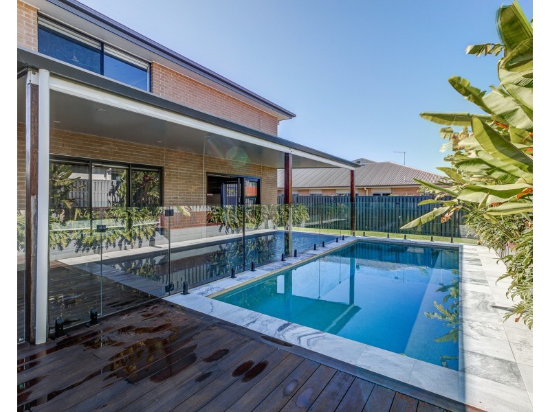 33 Mebbin Street, Pimpama QLD 4209