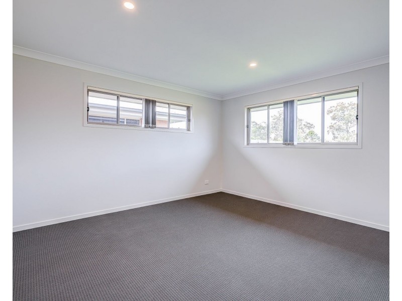 5 Selwyn Avenue, Park Ridge QLD 4125