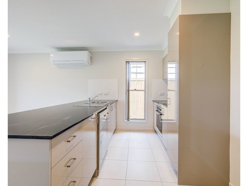 5 Selwyn Avenue, Park Ridge QLD 4125