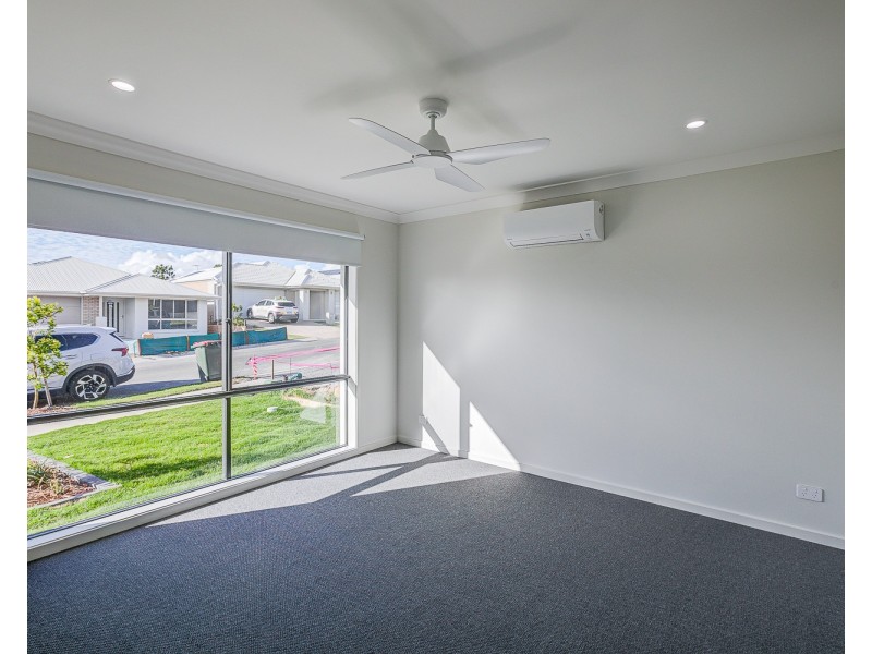 8 Rosemary Street, Greenbank QLD 4124