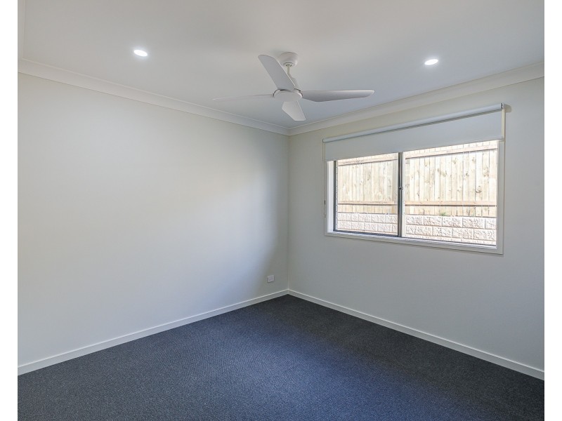 8 Rosemary Street, Greenbank QLD 4124