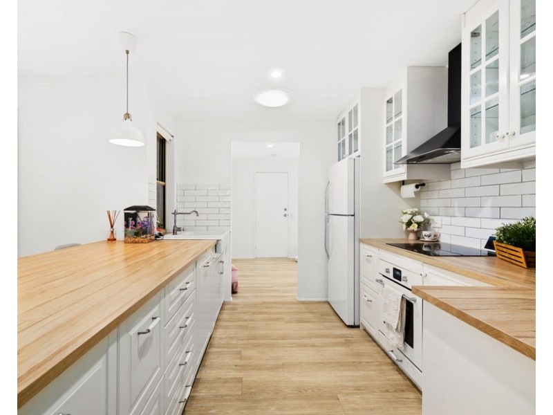 5 Broadway Drive, Oxenford QLD 4210