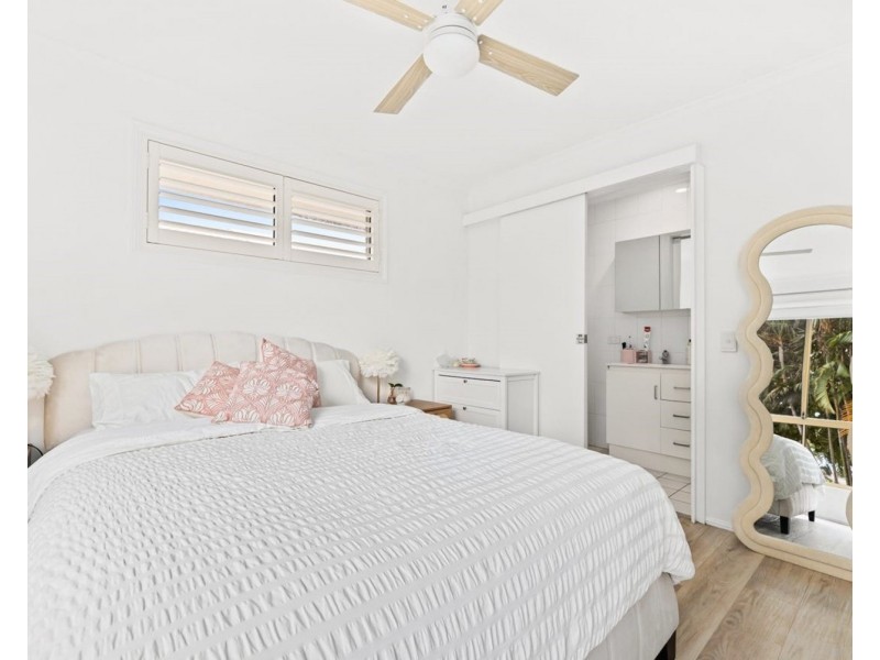 5 Broadway Drive, Oxenford QLD 4210