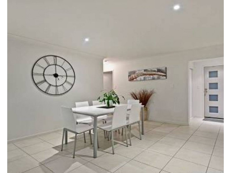 1/64 McAuley Parade, Pacific Pines QLD 4211