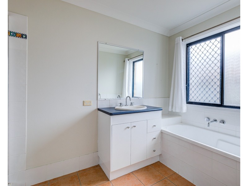 9 Betty Street, Upper Coomera QLD 4209