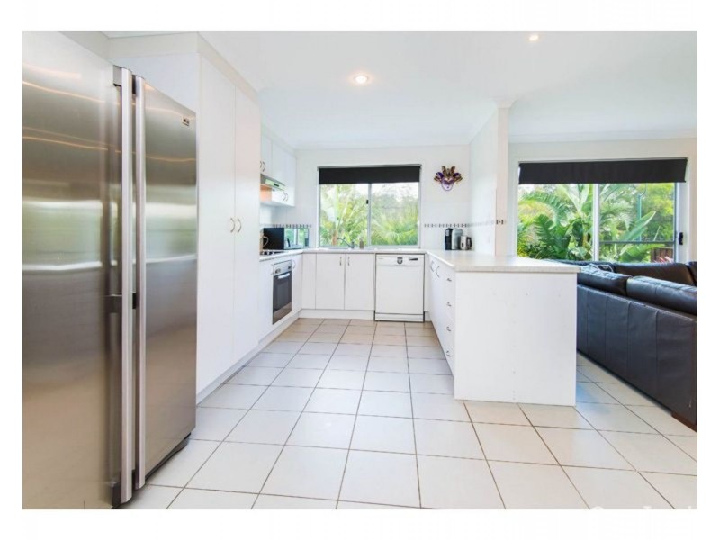 2/1 Shannonbrook Grove, Oxenford QLD 4210