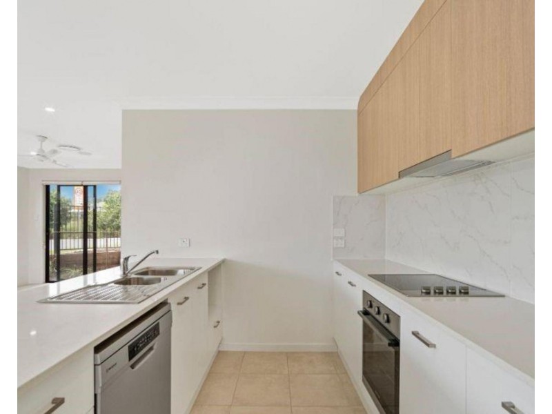 16 Grampians Circuit, Yarrabilba QLD 4207