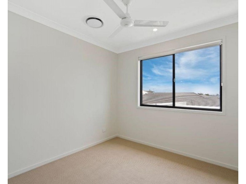 16 Grampians Circuit, Yarrabilba QLD 4207