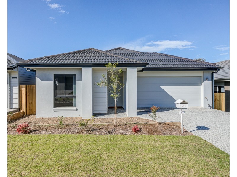 11 Raven Court, Park Ridge QLD 4125