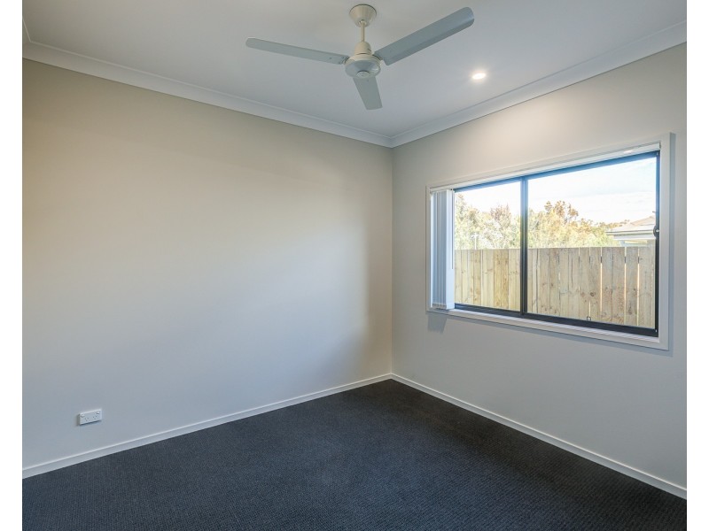 11 Raven Court, Park Ridge QLD 4125