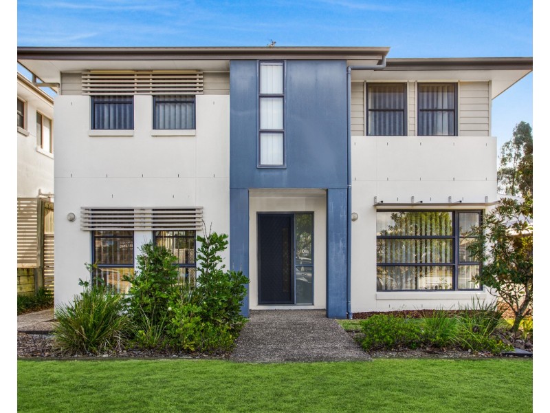 1/10 Holl Lane, Coomera QLD 4209